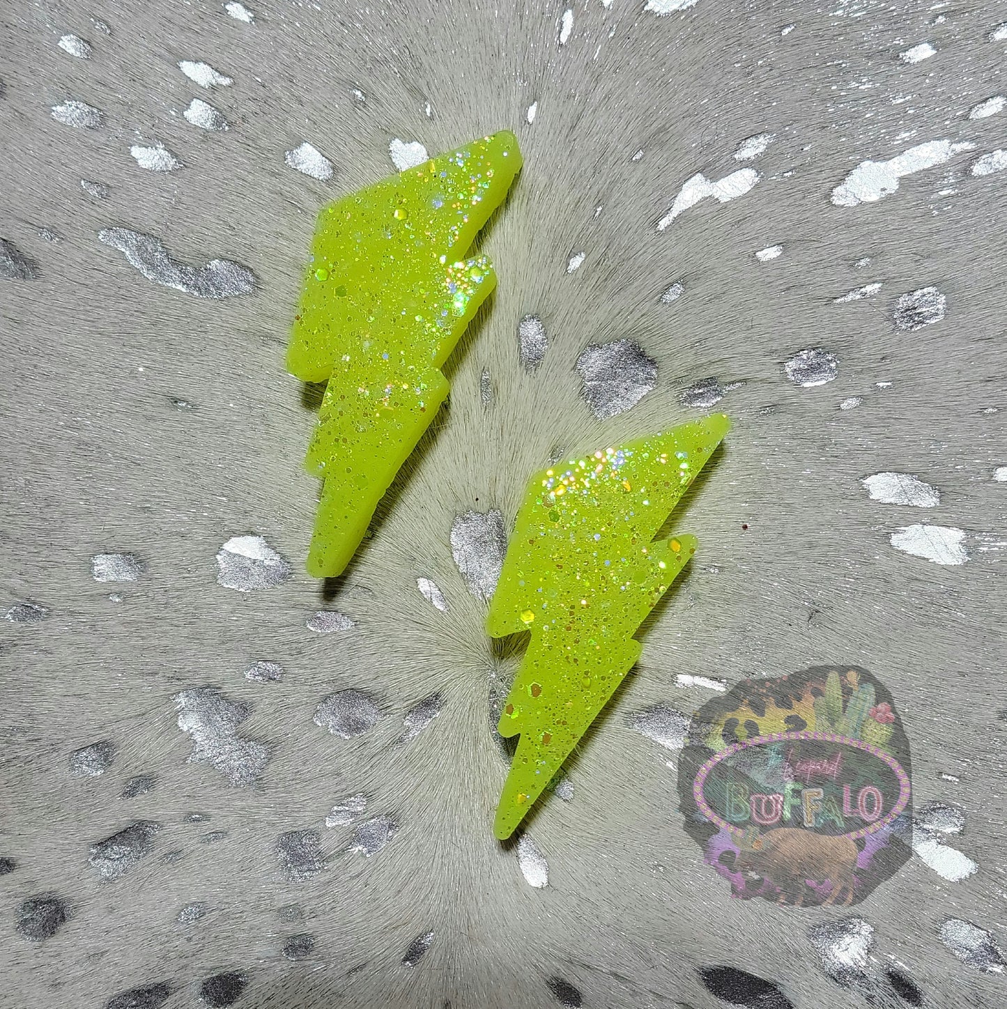 Lightning Bolt Double Vent Silicone Freshie Mold