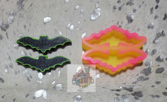 Plain Bat Double Vent Silicone Freshie Mold