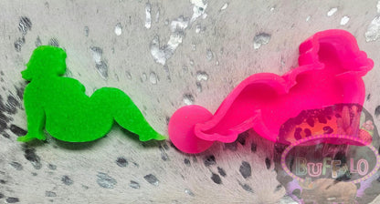 Curvy Flapper Silicone Freshie Mold